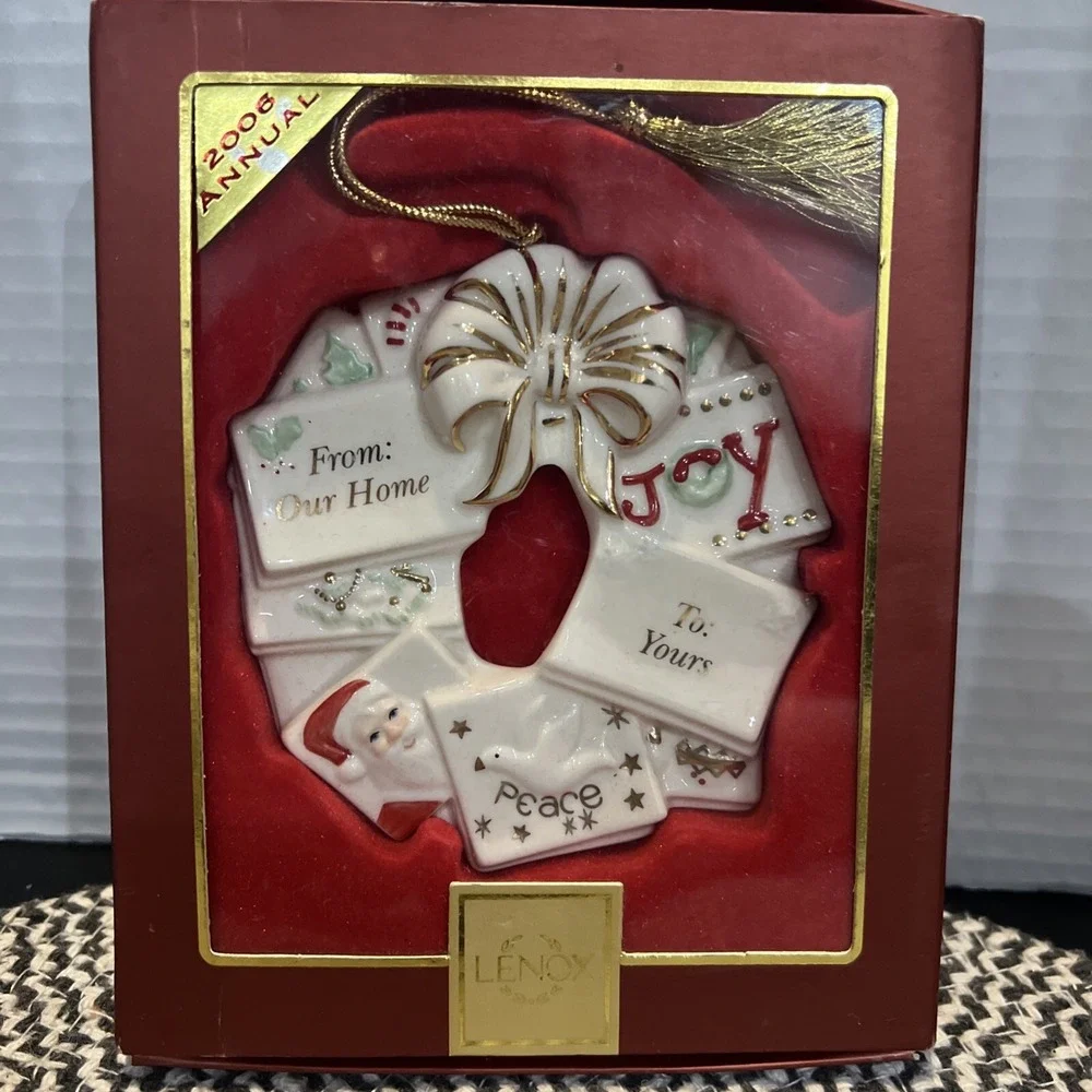 Lenox From Our Home To Yours 2007 Christmas Wreath Holiday Gift Ornament New